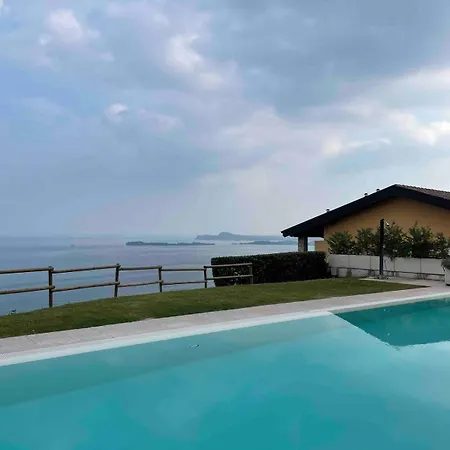 Casa Panorama Holiday home Toscolano Maderno